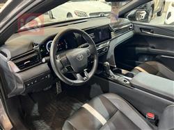 تۆیۆتا کامری